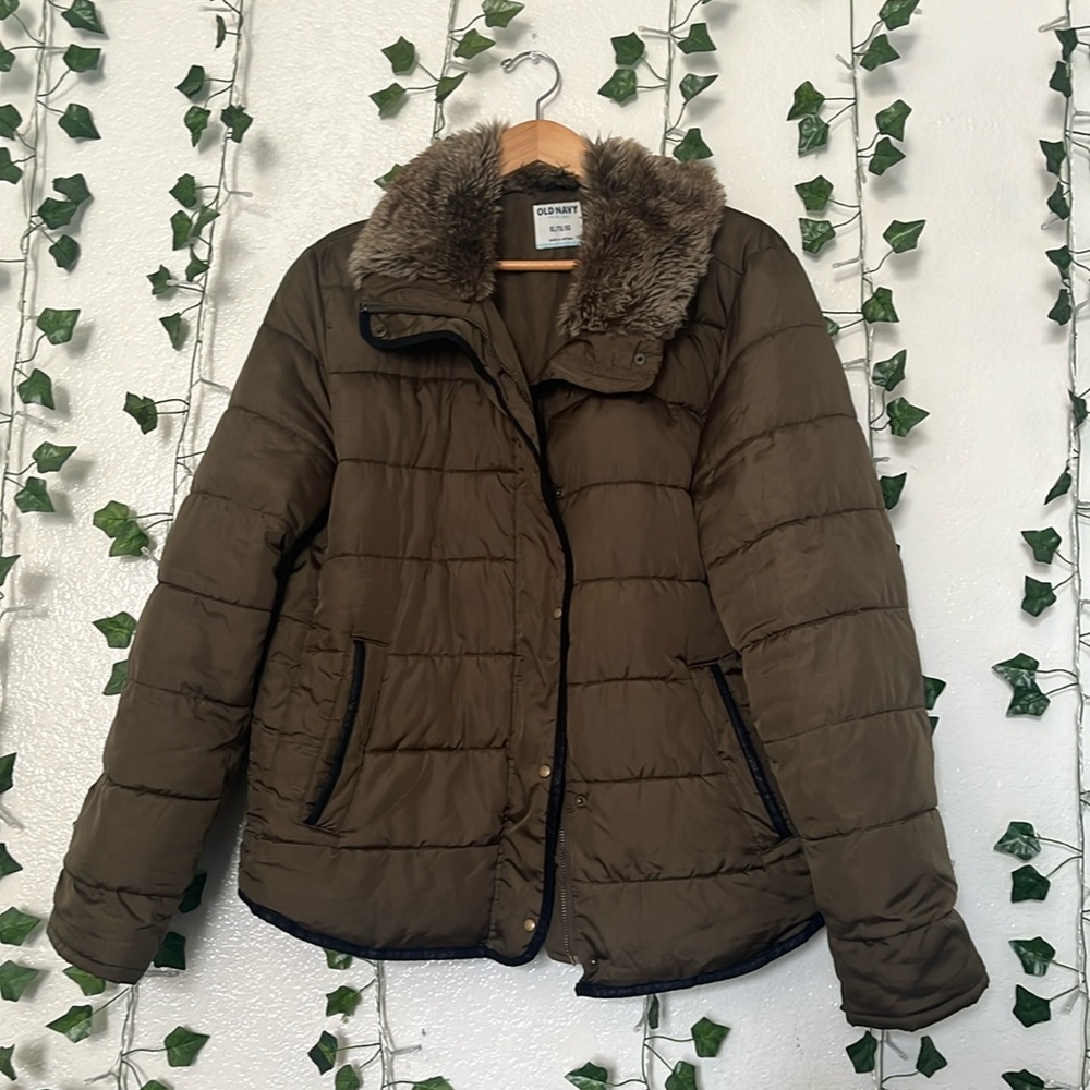 Women’s Old Navy Puffer Coat- Army Green